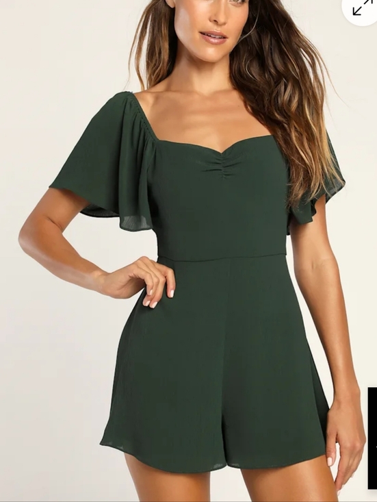 Lulus Pants - Lulu's NWT Playful Passion Emerald Green Flutter Sleeve Romper